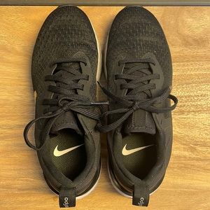 Nike Odyssey size 5